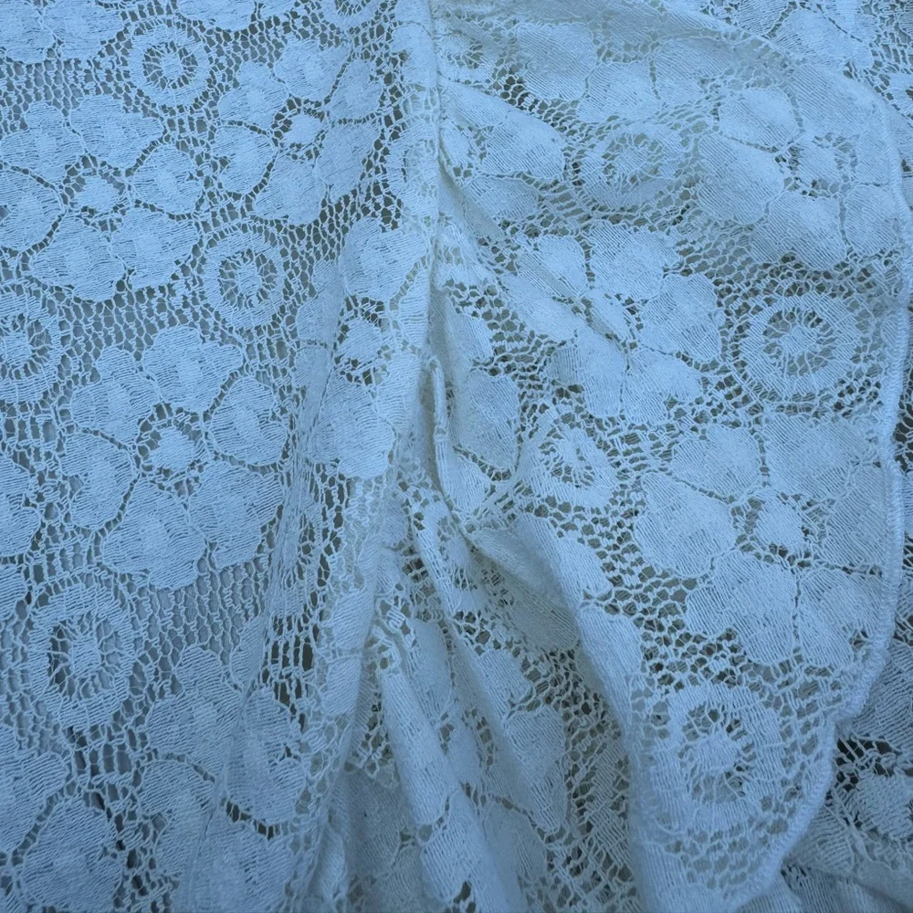 Joyfolie Women’s Lace Skirt - Picture 4 of 4